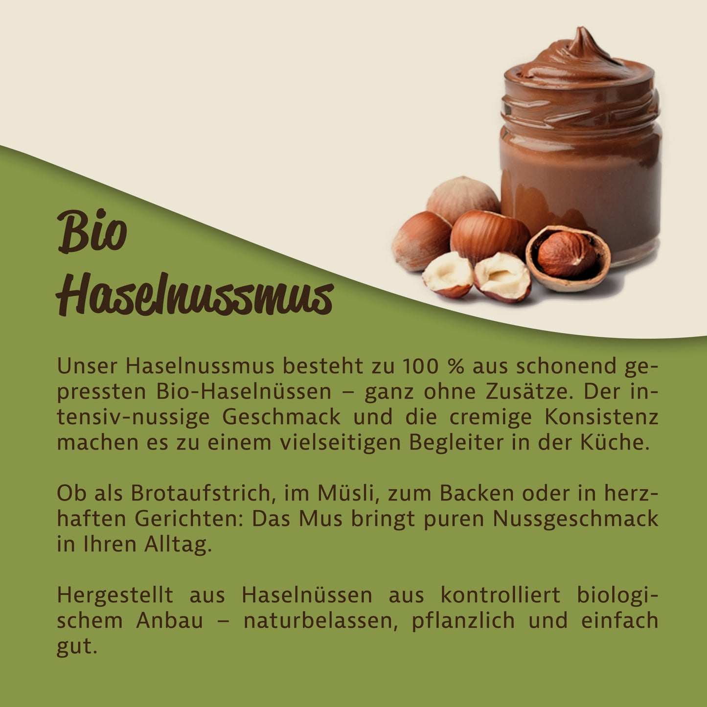 Offenes Glas mit cremigem haselnussmus neben ganzen und halbierten Haselnüssen, geeignet als nussaufstrich oder fürs dessert.