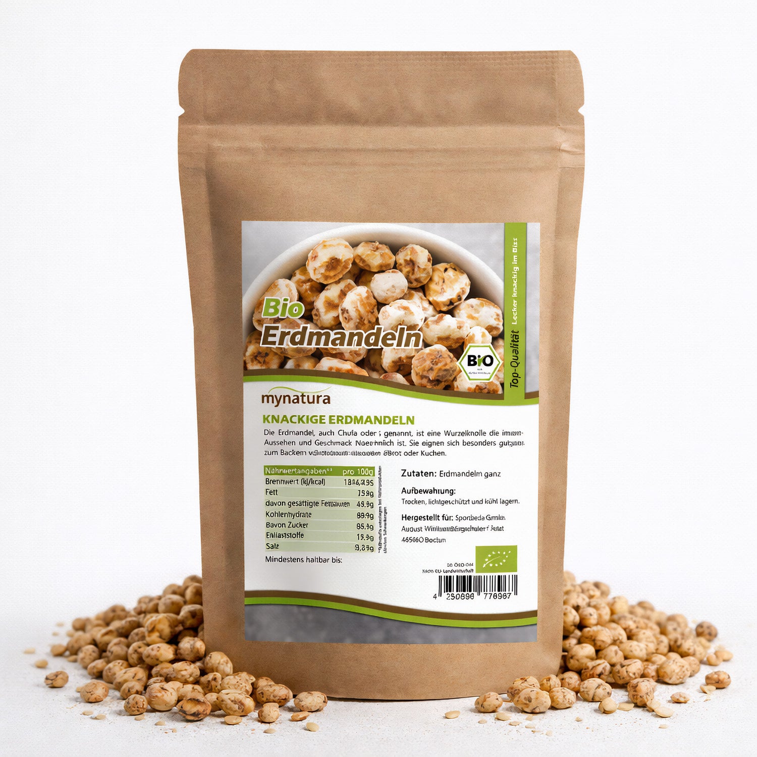 Beutel Mynatura Bio Erdmandeln ganz 1000g auf weißem Hintergrund, umgeben von losen Erdmandeln als Snacks oder zum Backen geeignet.