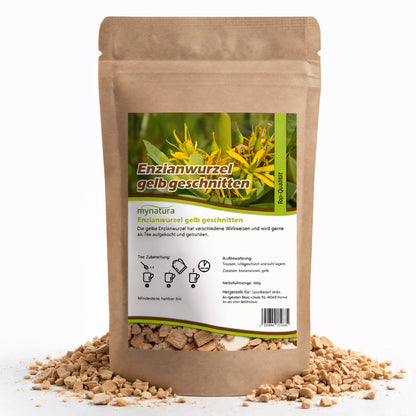 Beutel mit geschnittener gelber Enzianwurzel, 100g, aus Kraftpapier, umgeben von getrockneten Enzian-Stücken, Vorderseite mit Produktetikett.
