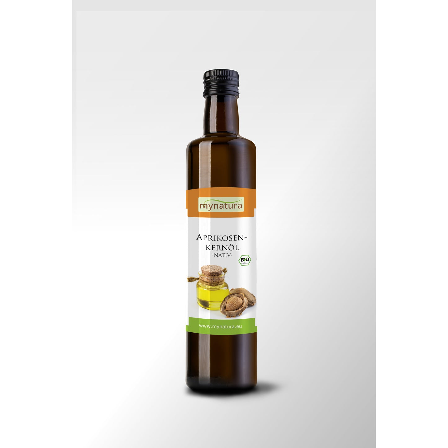 Hochwertiges Aprikosenkernöl in 250ml Glasflasche von mynatura vor hellem, neutralem Hintergrund.