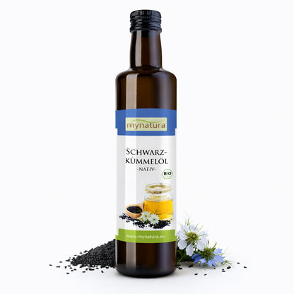 Braune Glasflasche mit Etikett für schwarzkümmelöl, daneben schwarze Samen und Nigella sativa Blüten, 250ml Variante.