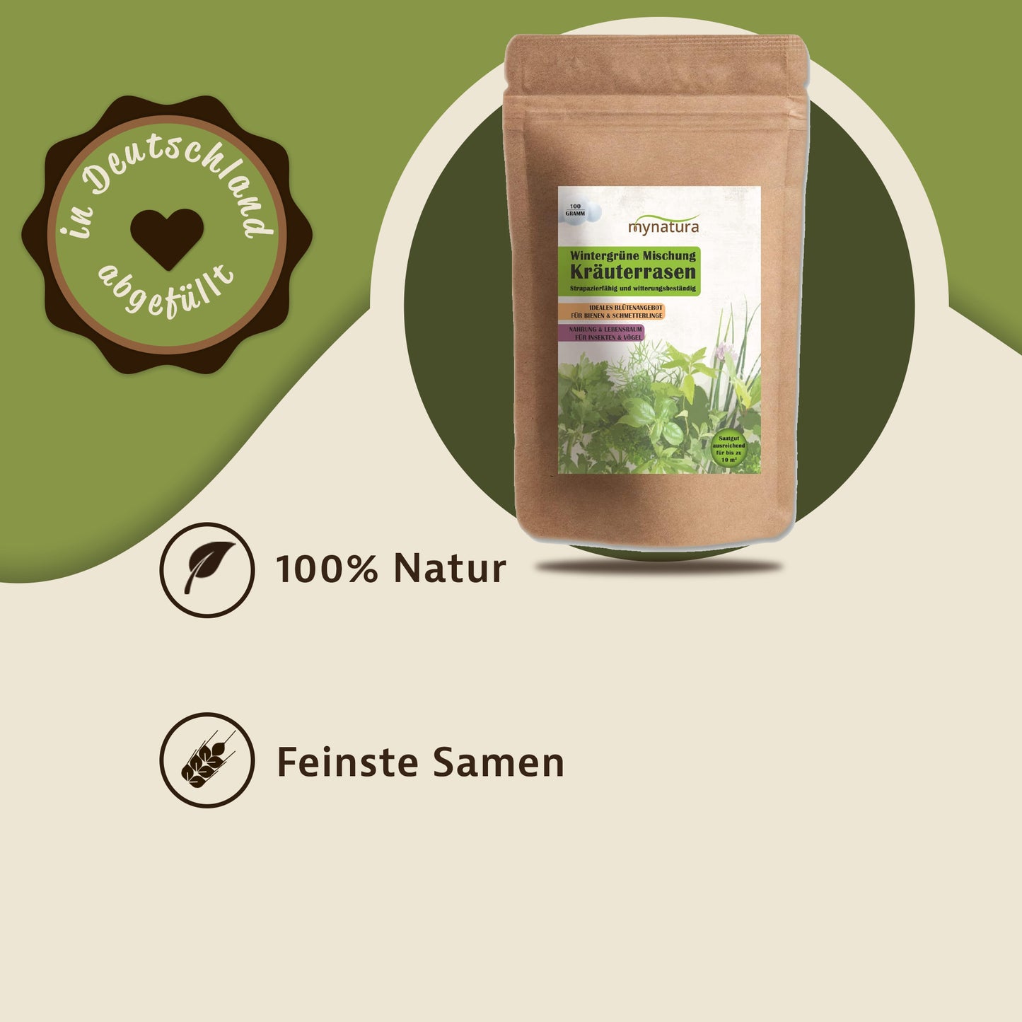 Beutel mit Mynatura Kräuterrasen Wintergrüne Mischung vor grünem Hintergrund, daneben Hinweise auf 100% Natur und feine Rasensamen, geeignet für Garten und Balkon.