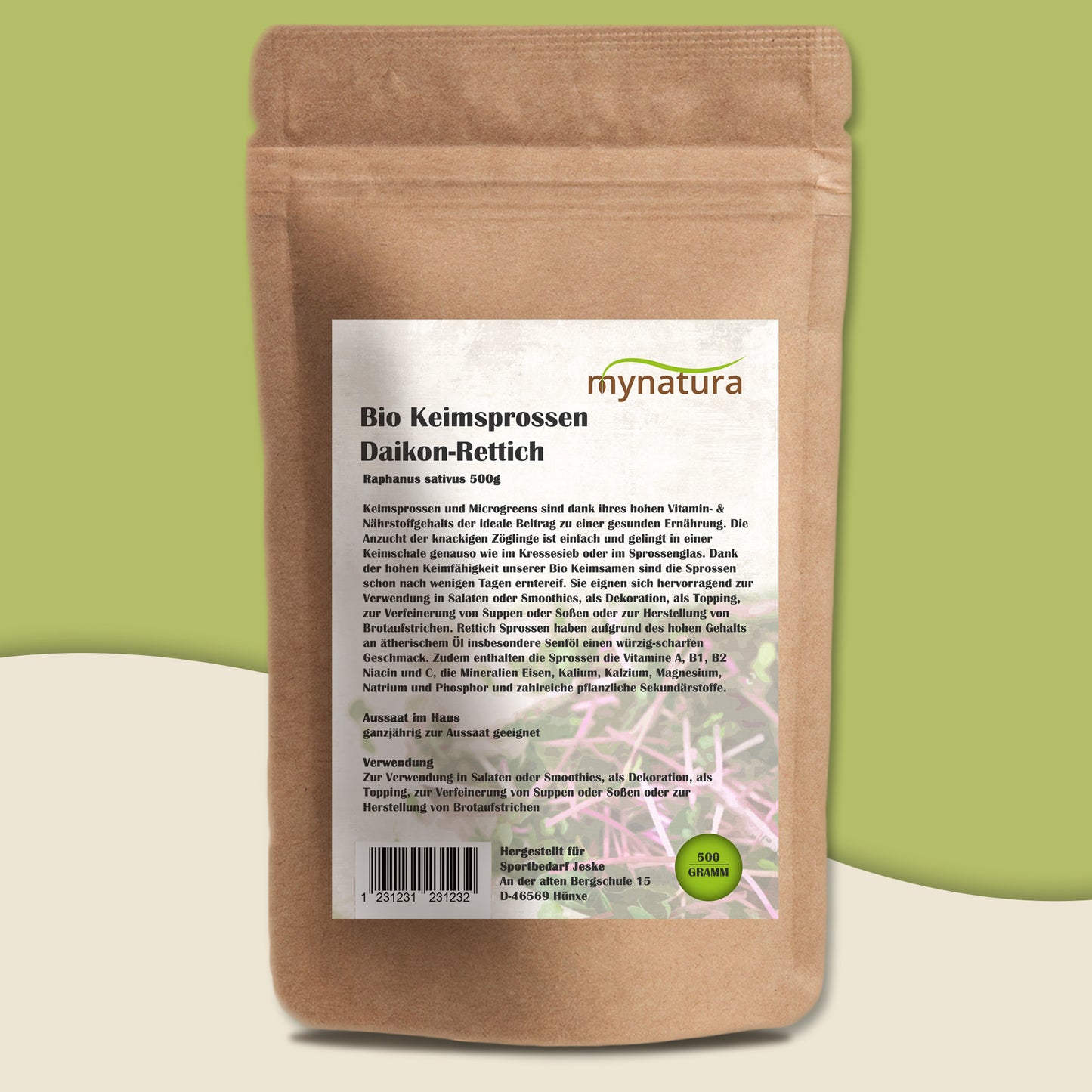 Rückseite des Beutels Bio Daikon-Rettich Keimsprossen 500g mit ausführlicher Produktbeschreibung und Zutatenliste auf grünem Hintergrund.